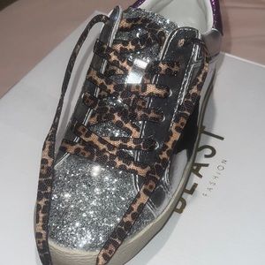 Mi’im Harbor rubber sole lace up glitter leather‎ star sneakers